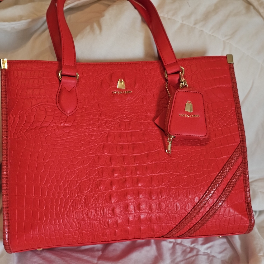 Red Tote&Carry Crocodile Tote